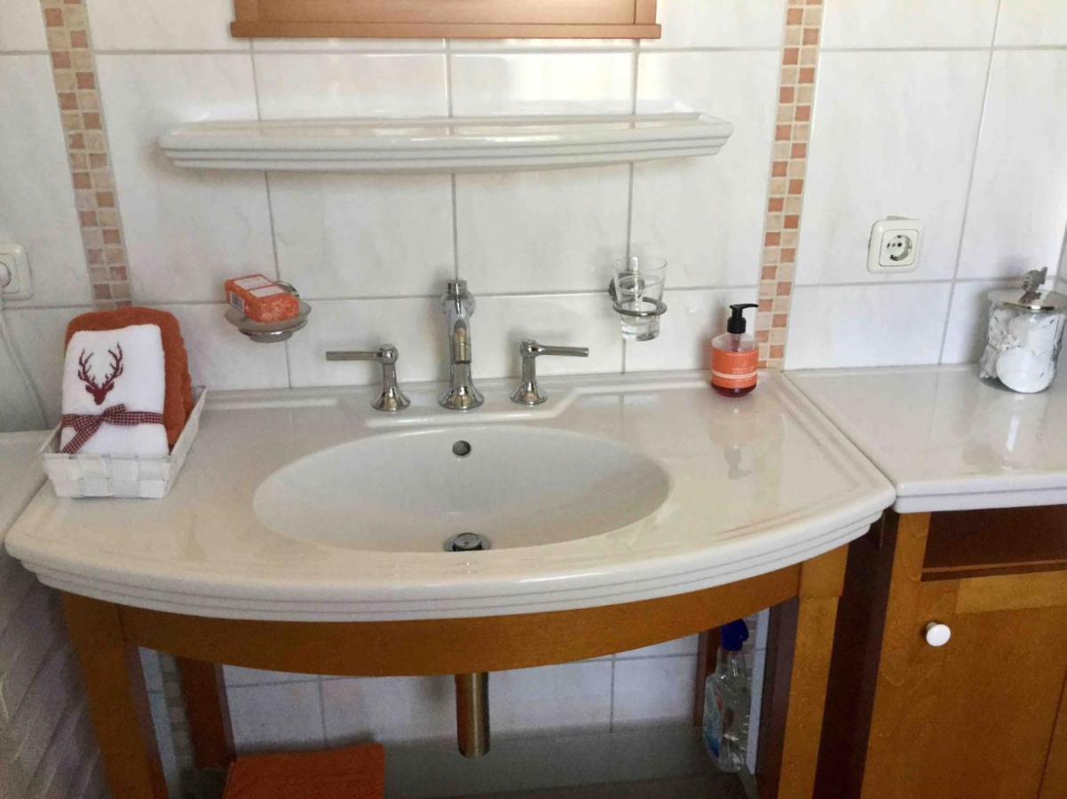 Cosy Apartment Bad Ischl In Quiet Residential Area - Newly Renovated エクステリア 写真