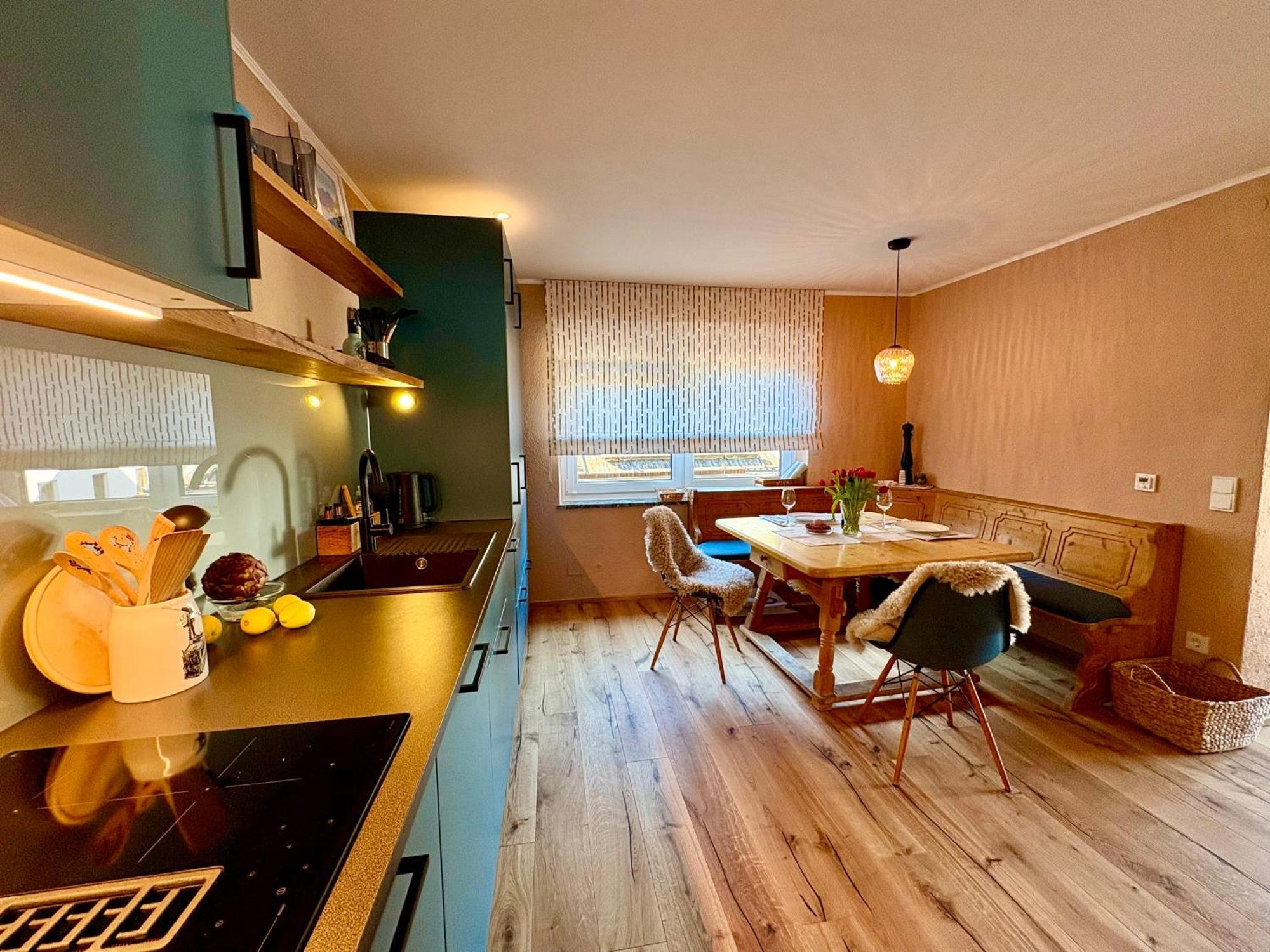Cosy Apartment Bad Ischl In Quiet Residential Area - Newly Renovated エクステリア 写真
